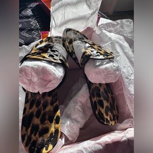 Tory burch miller leopard color